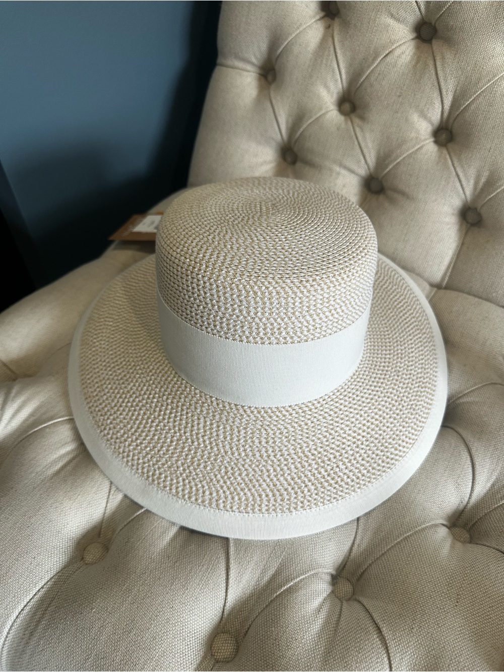 Eric Javits Diva Cream Straw Hat with White Ribbon Bow Squishee - NWT